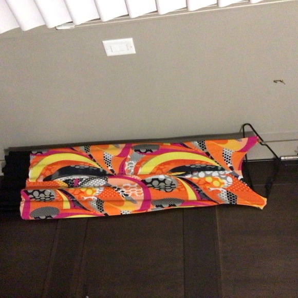 Simon Chang maxi dress - Picture 2 of 3